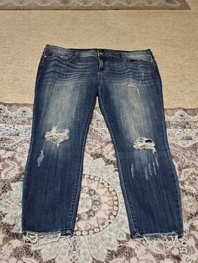 Judy Blue Medium/Dark Blue Distressed Boyfriend Jeans